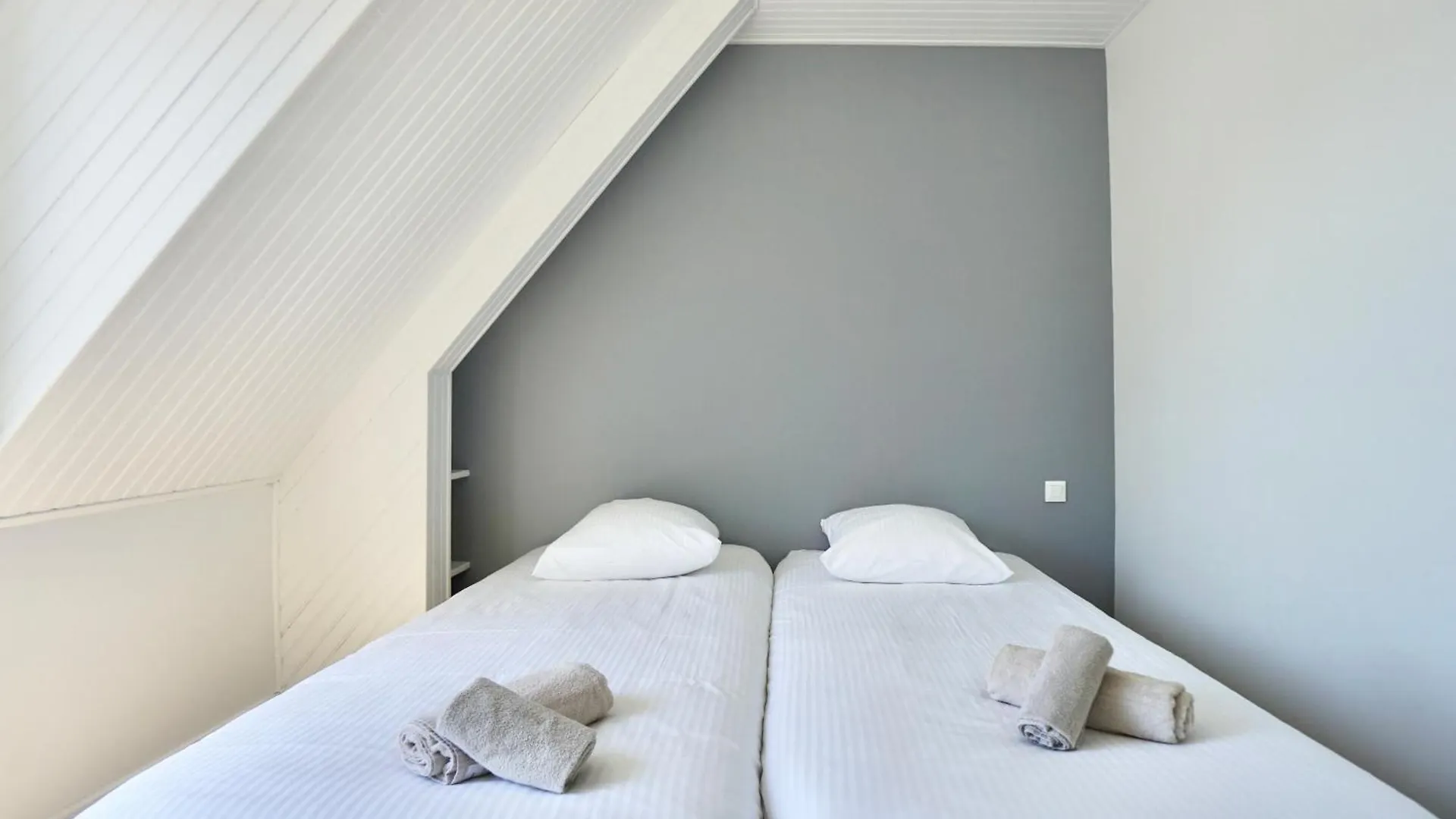 Διαμέρισμα Le Cottage Bleu - 400 M De La Mer - Parking Larmor-Plage Γαλλία