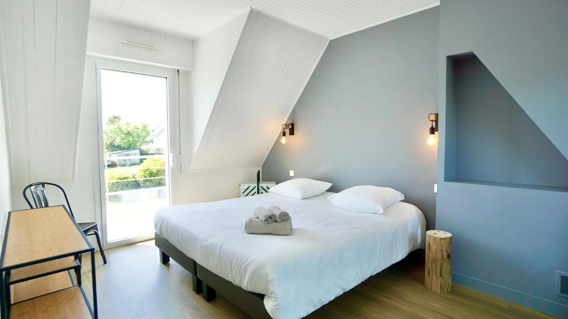 Le Cottage Bleu - 400 M De La Mer - Parking Larmor-Plage
